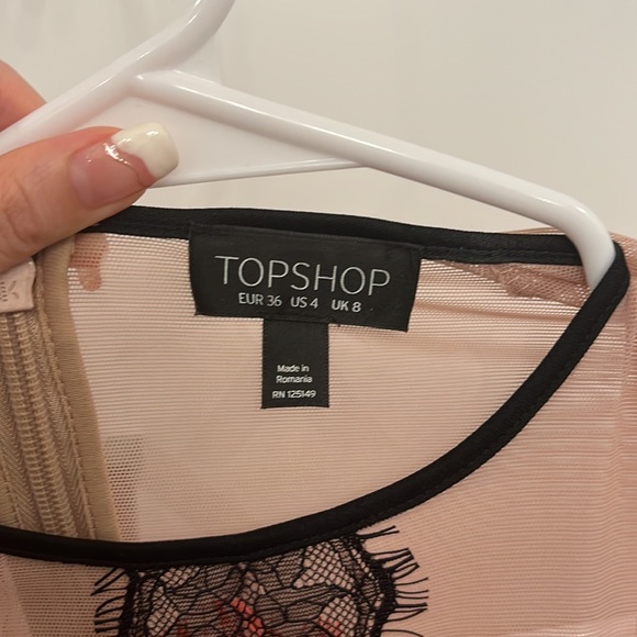 ✨TOPSHOP✨ Lace Dress - Picture 5 of 6